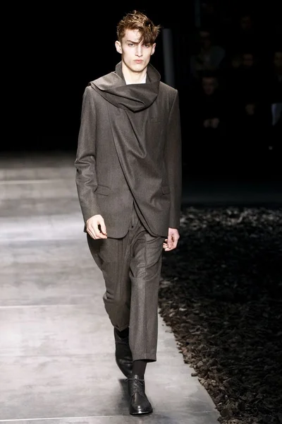 Look 33